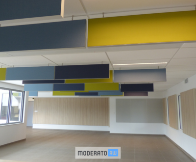 Panneaux suspendus pour bureau