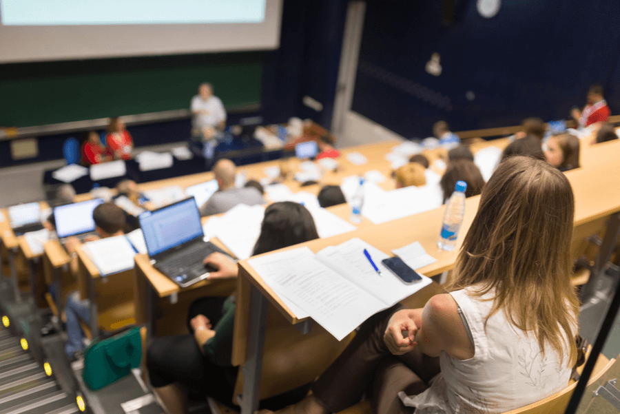 gérer-accoustique-ampjithéâtre-université