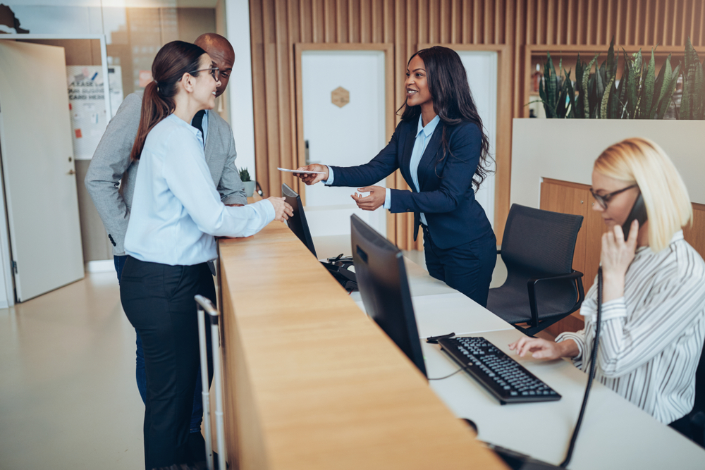 Préserver la confidentialité dans les lieux publics : des espaces dédiés à la concentration (pôle emploi, urssaf, caisse d’allocations familiales , préfecture,...)