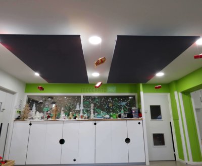 Plafond acoustique pour crèche